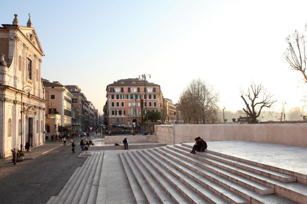 Dimora Storica Palazzo Marescalchi Belli Roma Exterior foto